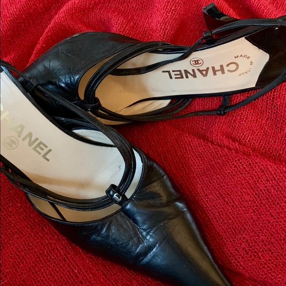 ❗️SALE❗️❗️CHANEL❗️ Black Chanel pointed toe pumps - Picture 3 of 7